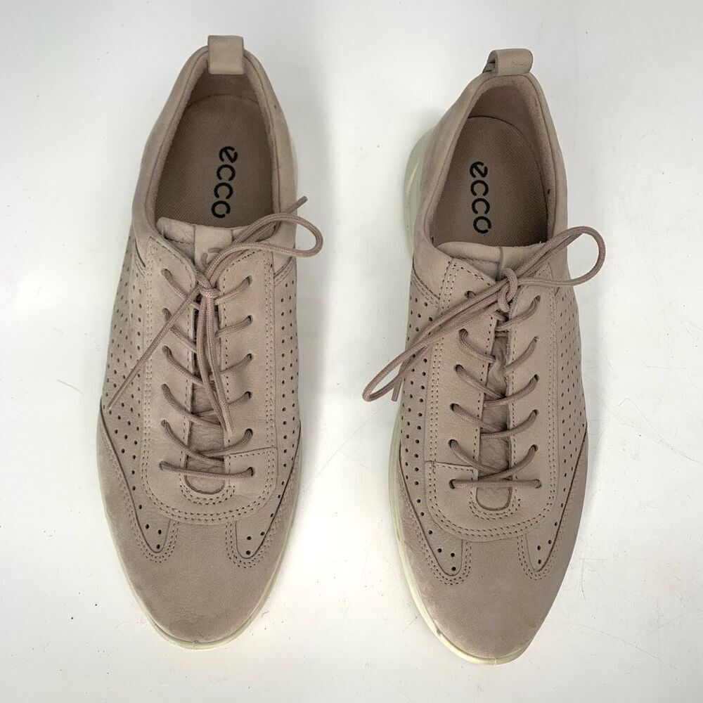 Ecco perforated sneakers flats shoes sz 40 womens or 9 - 9.5 usa womens